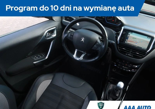 Peugeot 2008 cena 52000 przebieg: 79507, rok produkcji 2016 z Łomża małe 232